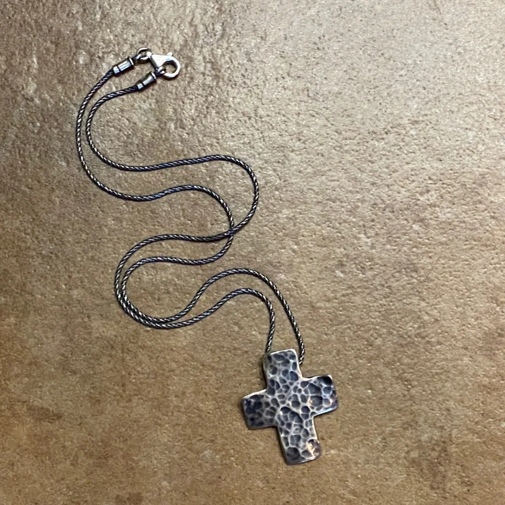 Silpada Cross Necklace - Picture 4 of 11